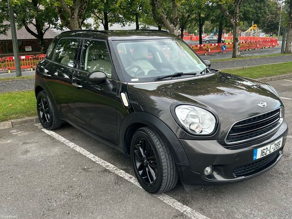 Mini Countryman Hatchback, Diesel, 2016, Green