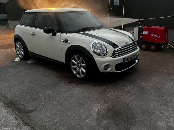 Mini One Hatchback, Diesel, 2013, White