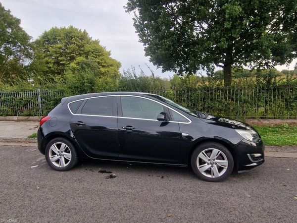 Opel Astra MPV, Diesel, 2014, Black