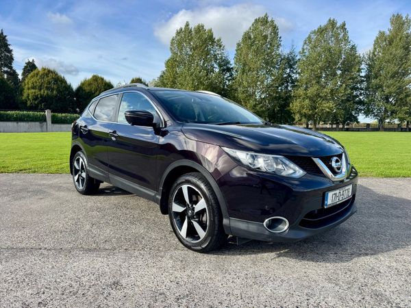 Nissan Qashqai SUV, Petrol, 2017, Purple