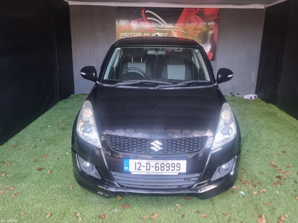 Suzuki Swift Hatchback, Petrol, 2012, Black