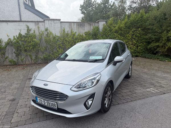 Ford Fiesta Hatchback, Petrol, 2017, Silver