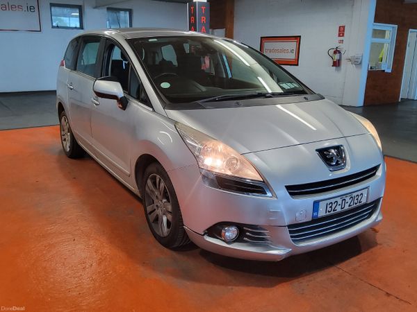 Peugeot 5008 MPV, Diesel, 2013, Grey
