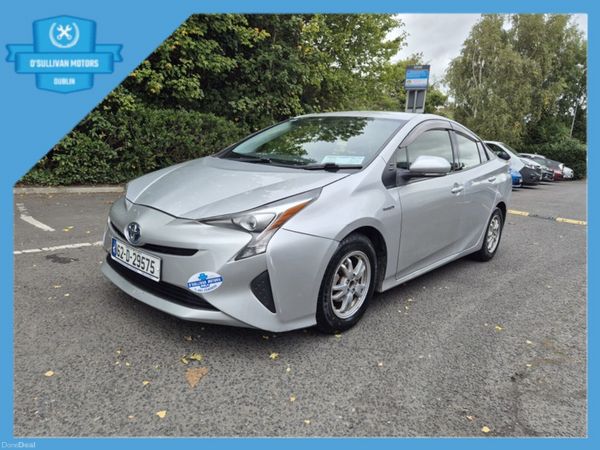 Toyota Prius Hatchback, Petrol Hybrid, 2016, Silver