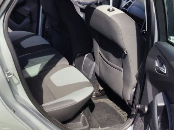 Ford Focus Estate, Diesel, 2012, Silver