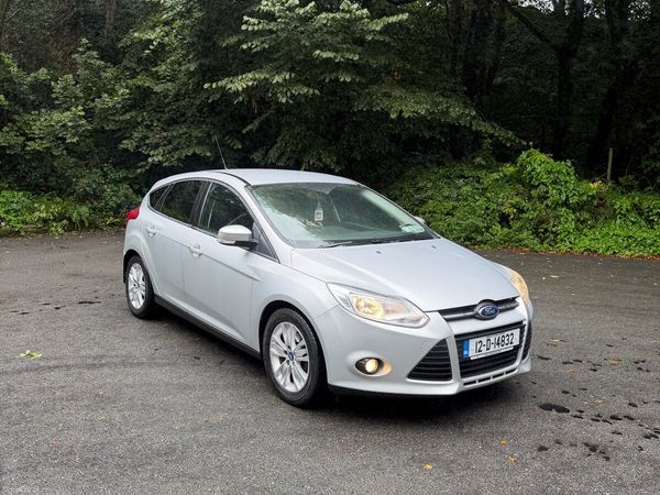 Ford Focus Hatchback, Diesel, 2012, Silver