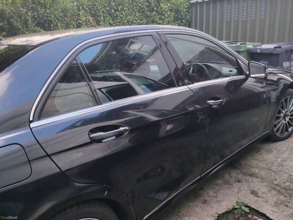 Mercedes-Benz E-Class Saloon, Diesel Hybrid, 2014, Black