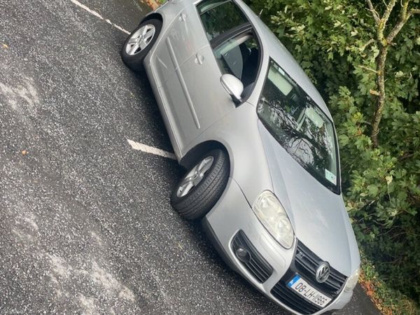 Volkswagen Golf Hatchback, Diesel, 2008, Silver