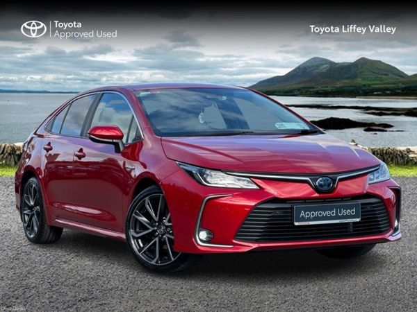 Toyota Corolla Saloon, Petrol Hybrid, 2022, Red