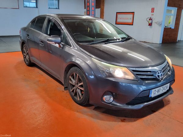 Toyota Avensis Saloon, Diesel, 2012, Grey