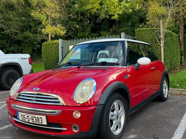 Mini Cooper Hatchback, Petrol, 2005, Red