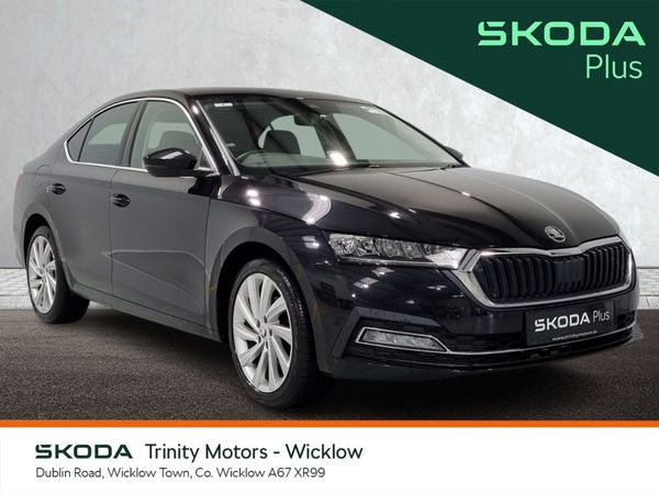 Skoda Octavia Saloon, Diesel, 2023, Black
