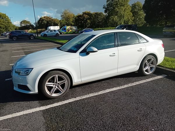 Audi A4 Saloon, Petrol, 2016, White