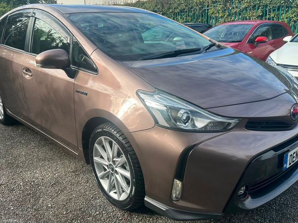 Toyota Prius Estate, Petrol Hybrid, 2019, Gold