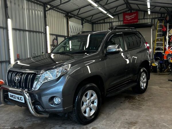 Toyota Land Cruiser SUV, Diesel, 2014, Grey