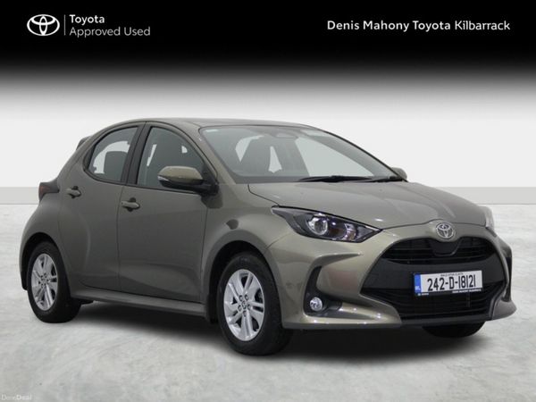 Toyota Yaris Hatchback, Petrol Hybrid, 2024, Bronze