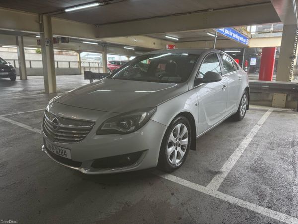 Opel Insignia Hatchback, Diesel, 2014, Silver