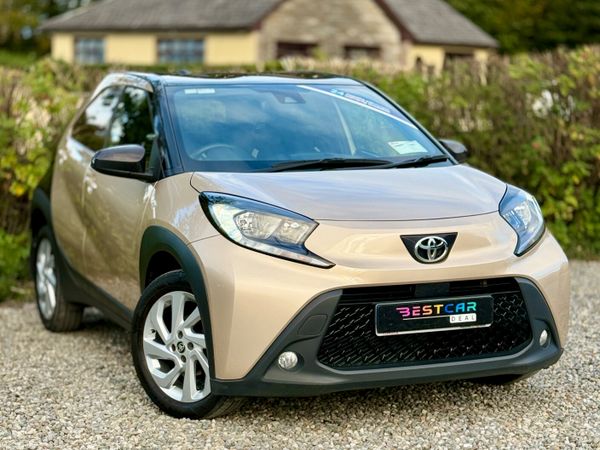Toyota Aygo Hatchback, Petrol, 2022, Brown