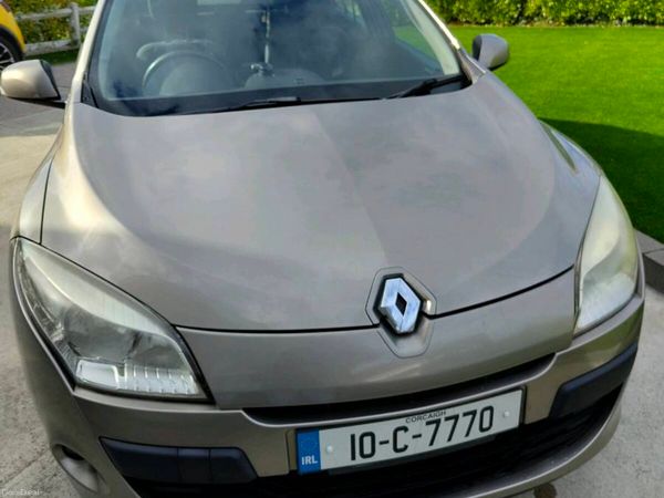 Renault Megane Estate, Diesel, 2010, Gold