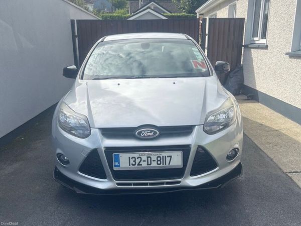 Ford Focus Hatchback, Diesel, 2013, Silver
