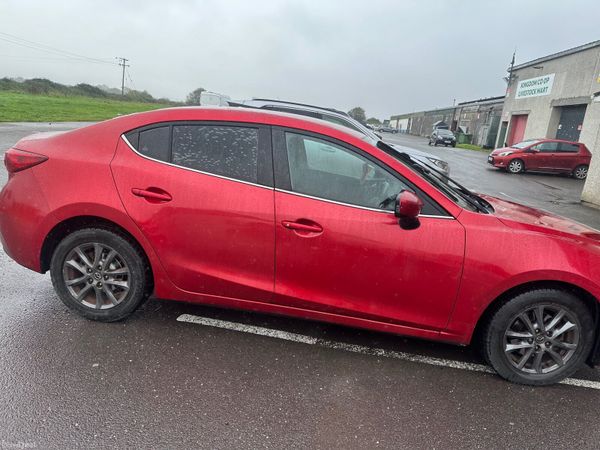 Mazda Mazda3 Saloon, Diesel, 2016, Red