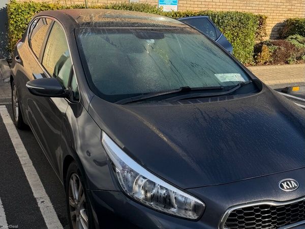 Kia Ceed Hatchback, Diesel, 2012, Silver