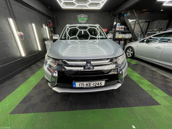 Mitsubishi Outlander SUV, Diesel, 2017, Grey