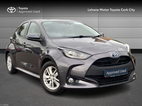 Toyota Yaris Hatchback, Petrol Hybrid, 2021, Grey