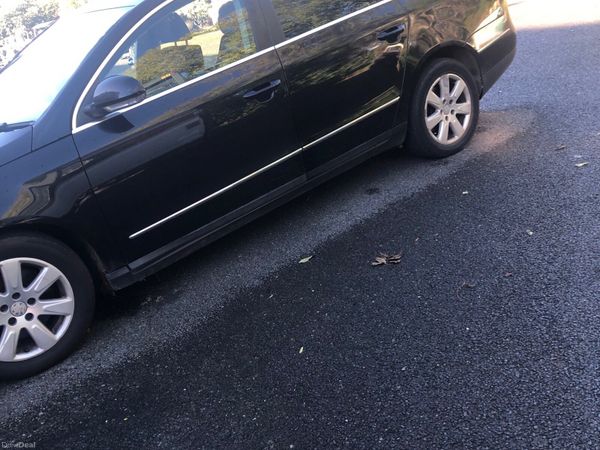 Volkswagen Passat Estate, Diesel, 2006, Black