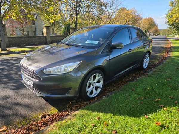 Ford Focus Saloon, Diesel, 2015, Grey