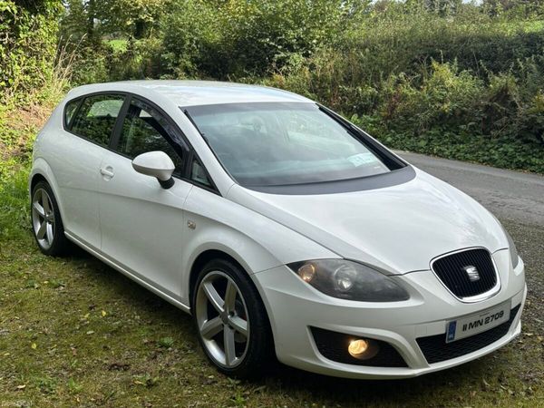 SEAT Leon Hatchback, Diesel, 2011, White