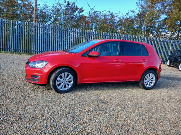 Volkswagen Golf Estate, Diesel, 2017, Red