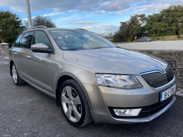 Skoda Octavia Estate, Diesel, 2015, Beige