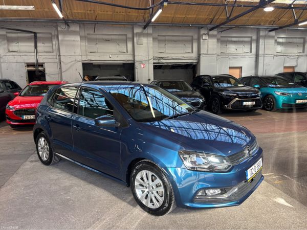 Volkswagen Polo Hatchback, Petrol, 2017, Blue