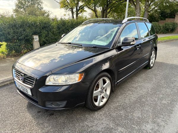 Volvo V50 Estate, Diesel, 2011, Black