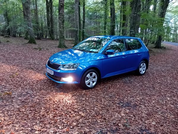 Skoda Fabia Hatchback, Petrol, 2016, Blue
