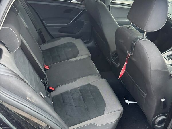 Volkswagen Golf Hatchback, Petrol, 2015, Black