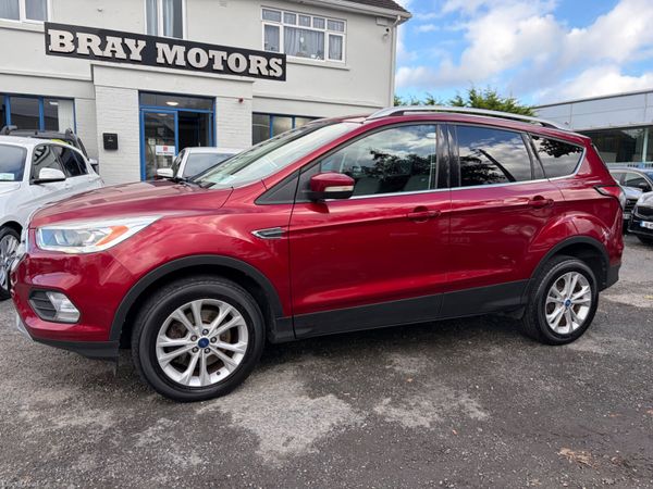 Ford Kuga SUV, Diesel, 2017, Red