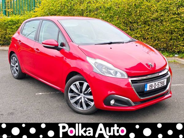Peugeot 208 Hatchback, Petrol, 2019, Red