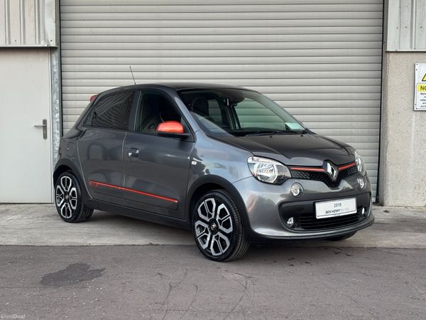 Renault Twingo Hatchback, Petrol, 2019, Grey
