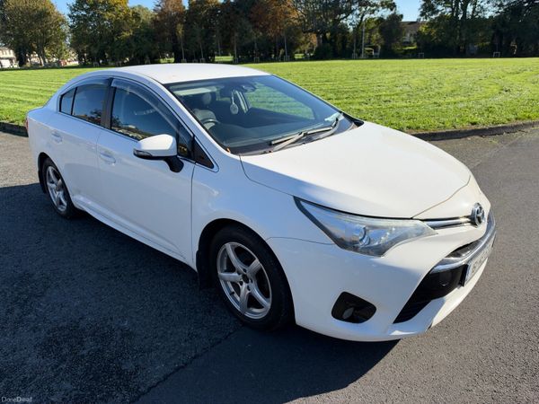 Toyota Avensis Saloon, Diesel, 2016, White