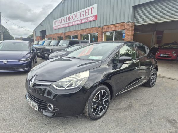 Renault Clio Hatchback, Petrol, 2016, Black
