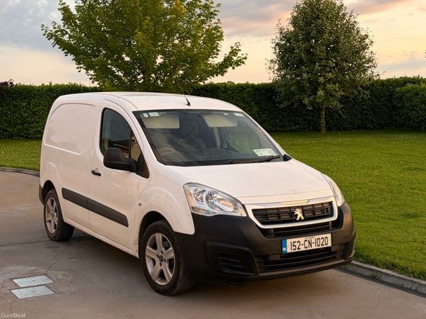 Peugeot Partner MPV, Diesel, 2015, White