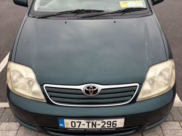 Toyota Corolla Saloon, Diesel, 2007, Green