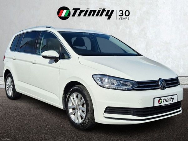 Volkswagen Touran MPV, Petrol, 2018, White