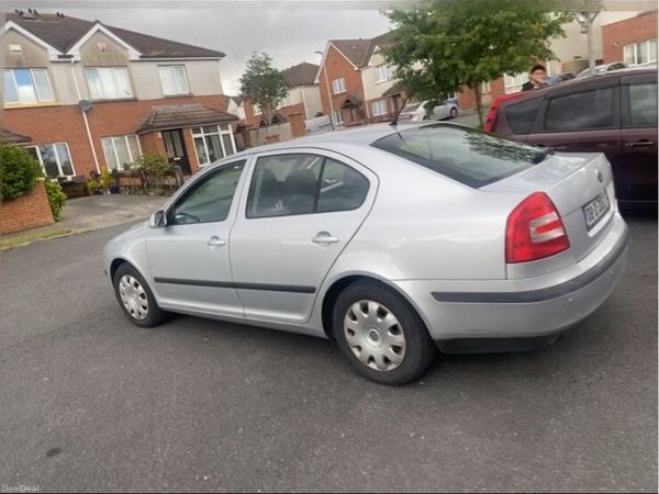 Skoda Octavia Hatchback, Petrol, 2008, Silver