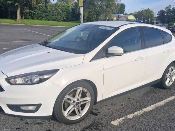 Ford Focus Hatchback, Diesel, 2015, White