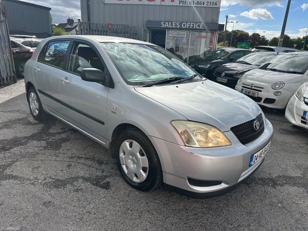 Toyota Corolla Hatchback, Petrol, 2004, Silver
