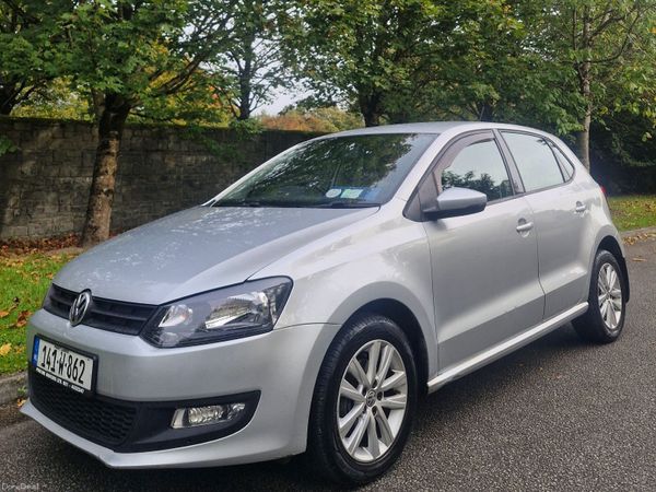 Volkswagen Polo Hatchback, Petrol, 2014, Silver