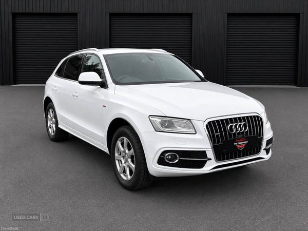 Audi Q5 , Petrol, 2013, 